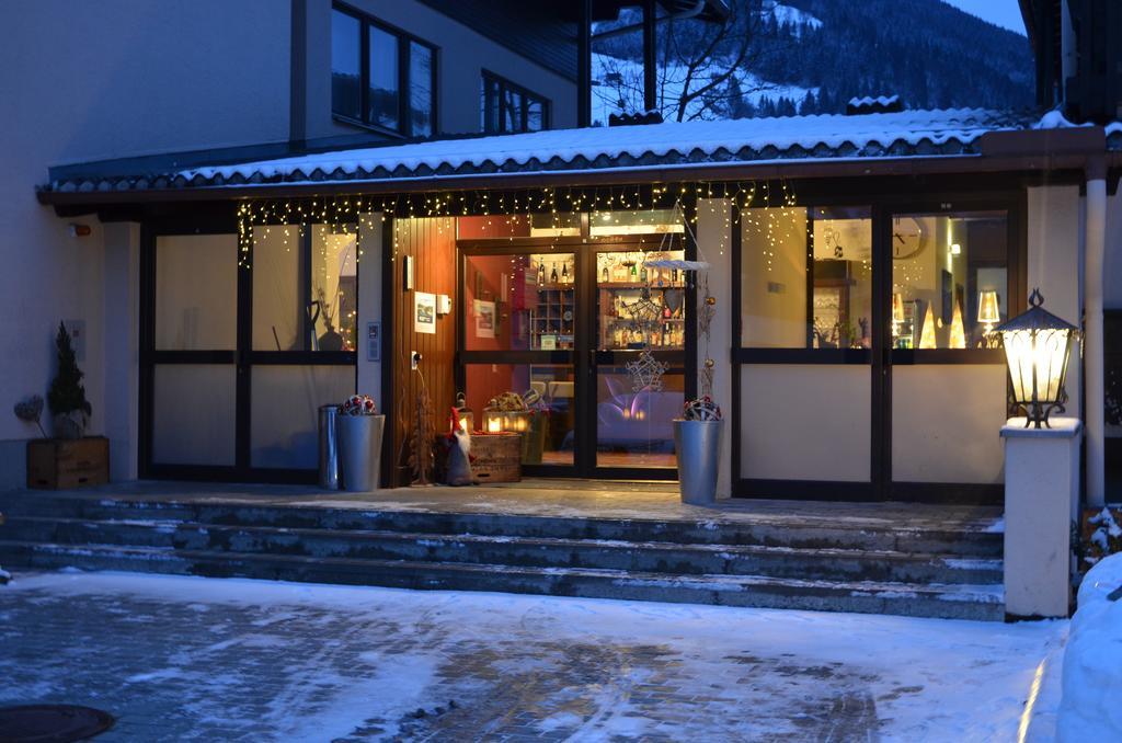 Dahoam By Sarina - Rooms & Suites Zell am See Exterior foto